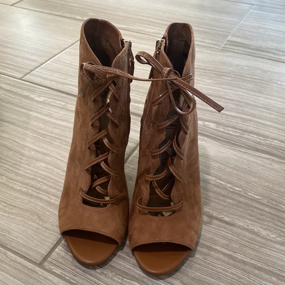 Sam Edelman Yvie lace up suede booties brown NIB - Picture 3 of 7
